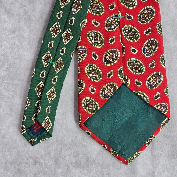 Tommy Hilfiger Red Green Floral Paisley Executive Italian Silk Neck Tie - Picture 6 of 6